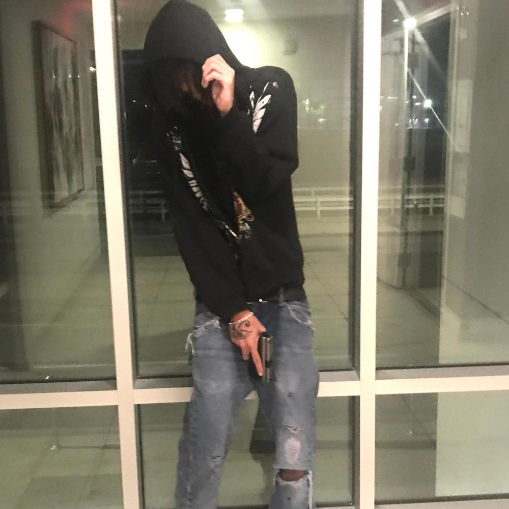hollup (Explicit)