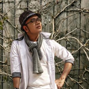 Dengarkan lagu Ramadhan nyanyian Atmam dengan lirik