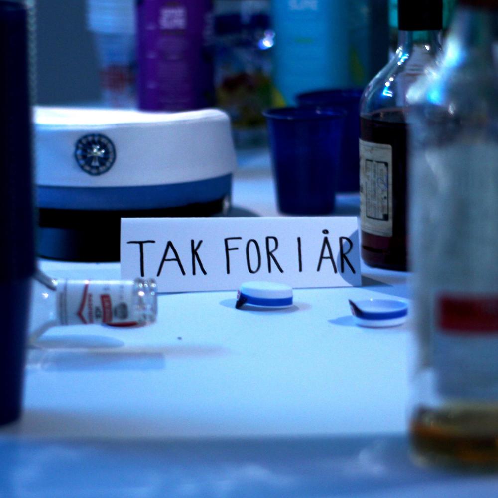 TAK FOR I ÅR (feat. EMVI) (Explicit)