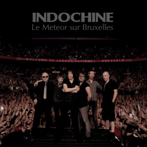 ดาวน์โหลดและฟังเพลง Play Boy (Live au Forest National de Bruxelles 2010) พร้อมเนื้อเพลงจาก Indochine