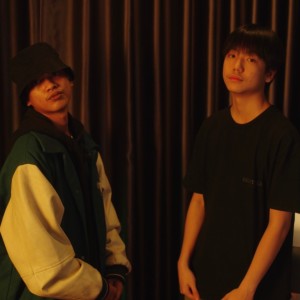 ดาวน์โหลดและฟังเพลง อยากย้อนเวลา (Explicit) พร้อมเนื้อเพลงจาก Saban