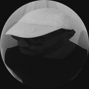 Dengarkan lagu MAXI POUR LE MINI (Explicit) nyanyian Megalasphere dengan lirik
