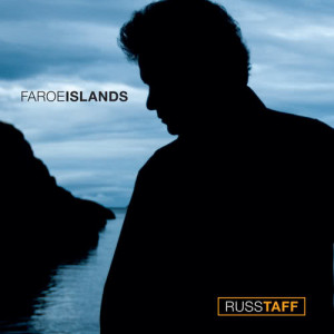 ดาวน์โหลดและฟังเพลง Love Is A Cross พร้อมเนื้อเพลงจาก Russ Taff