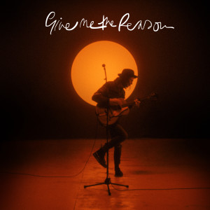 ดาวน์โหลดและฟังเพลง Give Me The Reason พร้อมเนื้อเพลงจาก James Bay