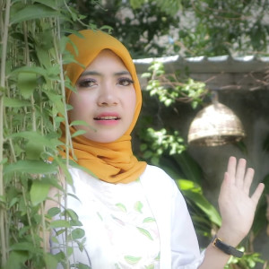 ดาวน์โหลดและฟังเพลง Jari Bantelan พร้อมเนื้อเพลงจาก Mala Sujen