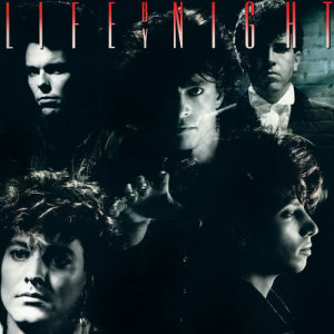 ดาวน์โหลดและฟังเพลง No One Knows พร้อมเนื้อเพลงจาก Life By Night