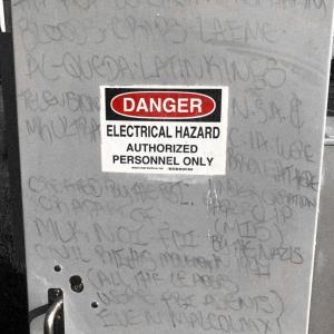 ดาวน์โหลดและฟังเพลง Not Bout Shit (Explicit) พร้อมเนื้อเพลงจาก K Hamid