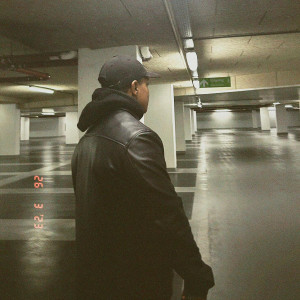 Listen to 2000 Notities song with lyrics from Mxxdy