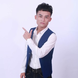 收听唐允义的至少我们相爱过歌词歌曲