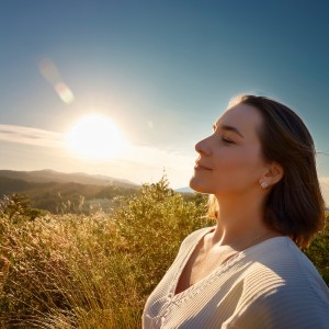 ดาวน์โหลดและฟังเพลง Breathing Through the Soft Flow พร้อมเนื้อเพลงจาก Pure Relaxing Vibes