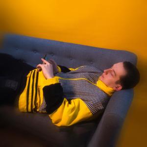 Listen to WIDZIAŁEM (Explicit) song with lyrics from JAKUB KUREK