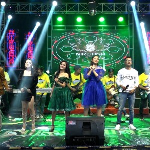 Dengarkan Pelas Teri lagu dari All Artis dengan lirik