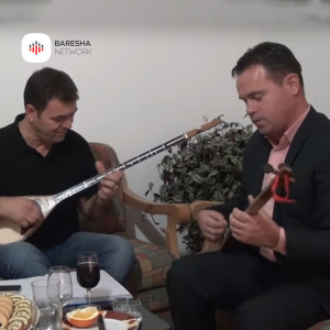 收聽Halit Gashi的Thrret prishtina mori vlor歌詞歌曲