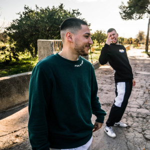 Listen to Quiero el Pegao song with lyrics from 13 Street Family