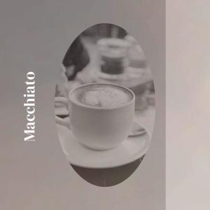 Dengarkan Stickier Agency lagu dari Lionie dengan lirik