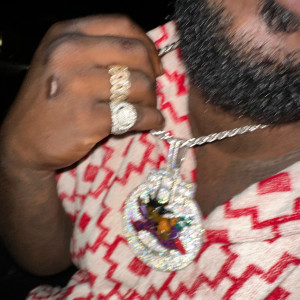 Dengarkan lagu Big 30 Flow (Explicit) nyanyian Fatboii Escobar dengan lirik