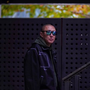 收聽郭歌浩先生的我怎能輕易的把你忘掉 (伴奏)歌詞歌曲