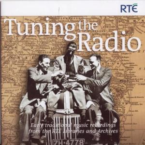 ดาวน์โหลดและฟังเพลง Song: Tigh Mór Ard พร้อมเนื้อเพลงจาก Diarmuid ó Ríordáin