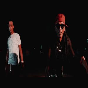 收聽Nitithree的Apago Uno & Prendo Otro(feat. Neto Sorpresa)歌詞歌曲