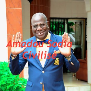 Dengarkan lagu Colonel Keita nyanyian Amadou Sodia dengan lirik