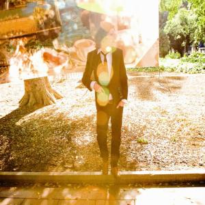 ดาวน์โหลดและฟังเพลง Look the Other Way (Radio Edit) พร้อมเนื้อเพลงจาก Luke Thompson