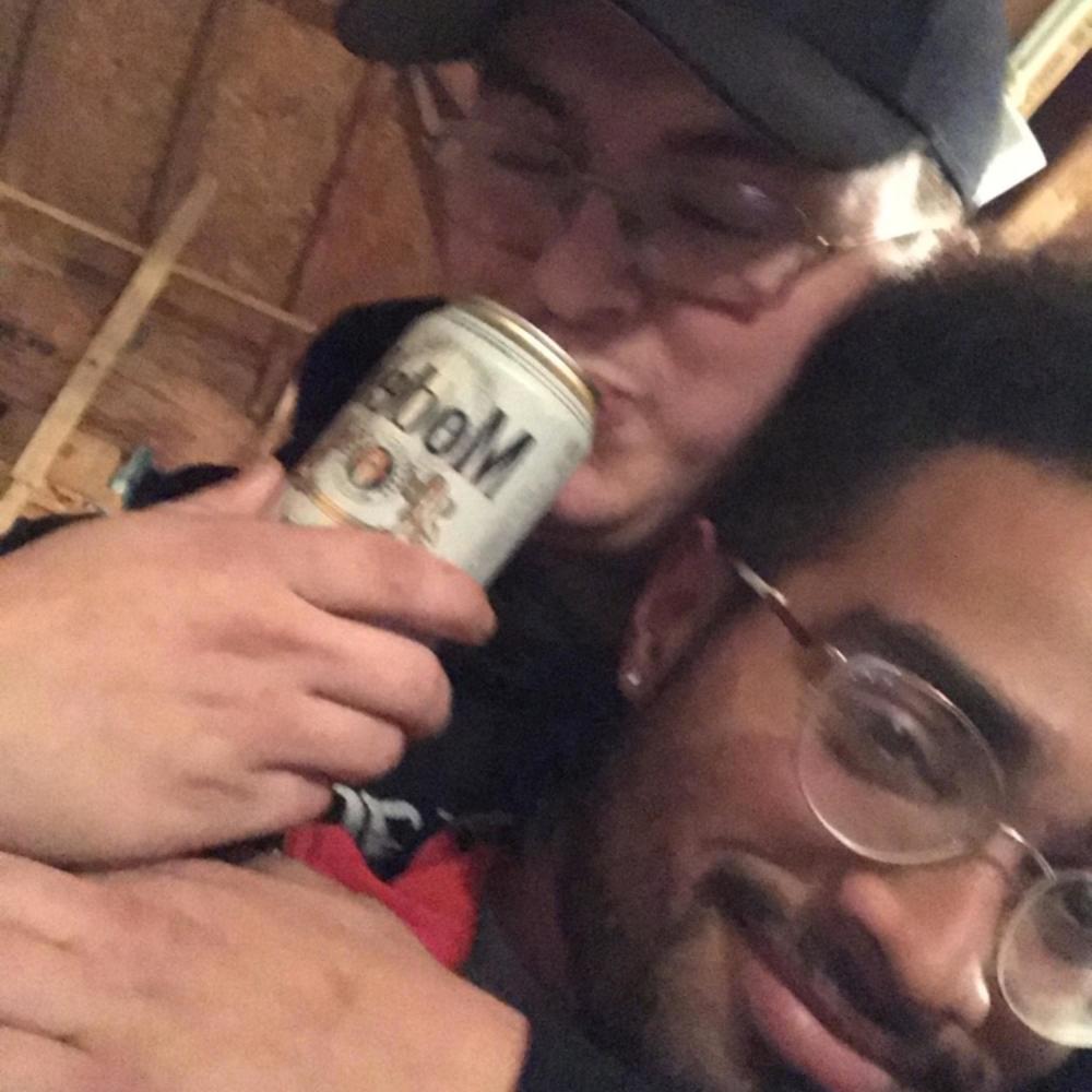 Walkin' (feat. Bryce Davis) (Explicit)