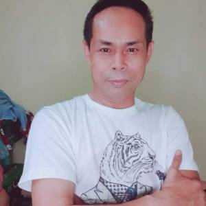 收聽ธงชัย สว่างวงษ์的รักสาวลูกสอง歌詞歌曲