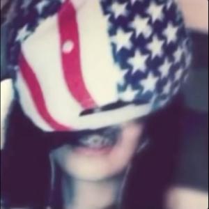 收聽44xruin的Running Back (Explicit)歌詞歌曲