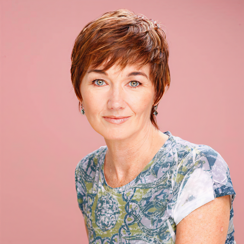 Lari White