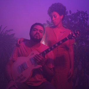 收聽música do mundo的Samba a Três (Pra Não Morrer)歌詞歌曲