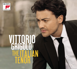 ดาวน์โหลดและฟังเพลง Il trovatore, Act III: Ah si' ben mio coll'essere พร้อมเนื้อเพลงจาก Vittorio Grigolo