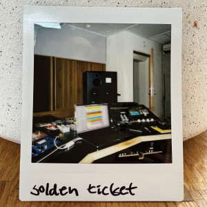 Seeb的專輯golden ticket