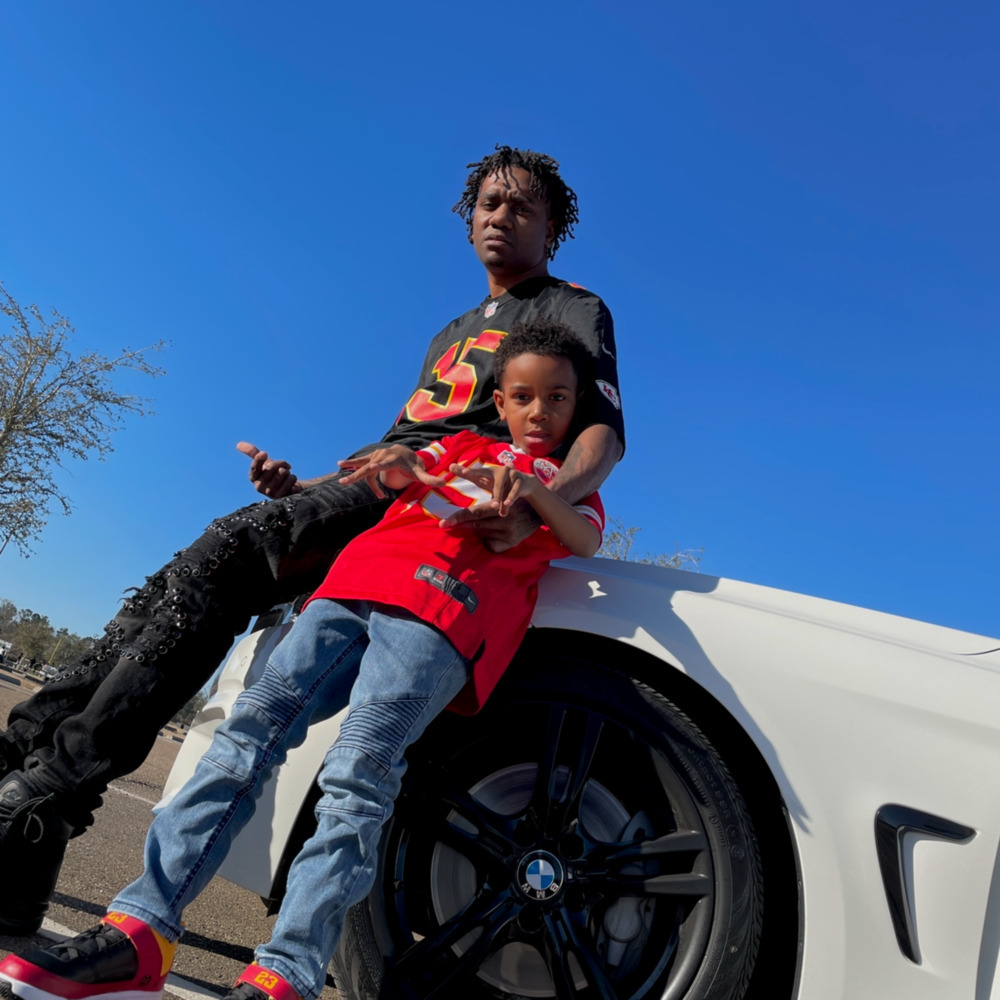 Thuggin (Explicit)