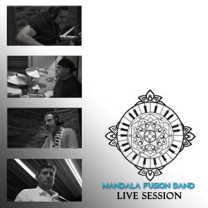 收聽Mandala Fusion Band的Traveling (feat. Carlos Moguel, Alejandro Manríquez, Jorge Reyes & Miguel Bueno)歌詞歌曲