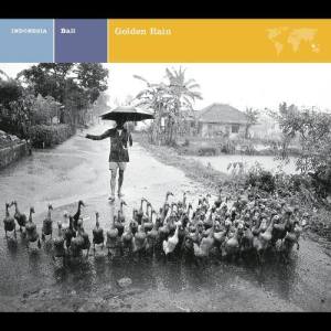 收聽Nonesuch Explorer Series的Gamelan Gong Kebjar: Hudjan Mas (Golden Rain)歌詞歌曲
