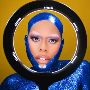 收聽Robyn Banks的(Bad) Karma (feat. Senerio & Lv the Voice) (Intro By Nick Gomez) (Explicit)歌詞歌曲