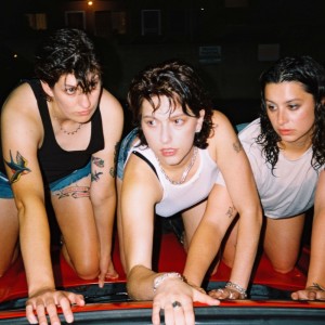 Dengarkan Kill Your Pain (with King Princess) lagu dari Boyish dengan lirik