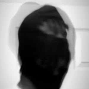 收聽XoticTee的Strange (Explicit)歌詞歌曲