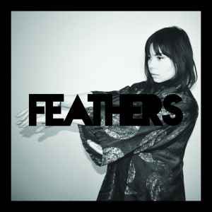 收聽Feathers的Cover You歌詞歌曲