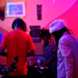 default playlist img