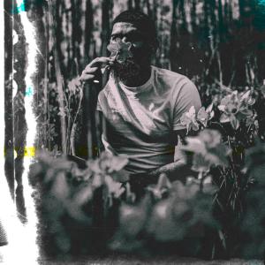 ดาวน์โหลดและฟังเพลง Family Tree (feat. J Hood) (Explicit) พร้อมเนื้อเพลงจาก Donl66t