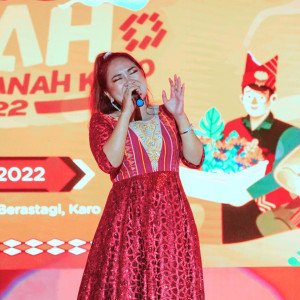 Dengarkan Onggar-Onggar lagu dari Averiana Barus dengan lirik