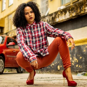 ดาวน์โหลดและฟังเพลง Griselda Blanco (Explicit) พร้อมเนื้อเพลงจาก Juju Rude