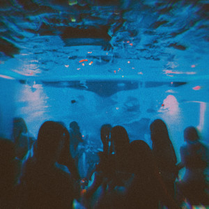 收聽Wazowss的Rompiendo Chambos歌詞歌曲