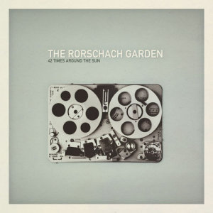 ดาวน์โหลดและฟังเพลง The Law of the Wolves พร้อมเนื้อเพลงจาก The Rorschach Garden