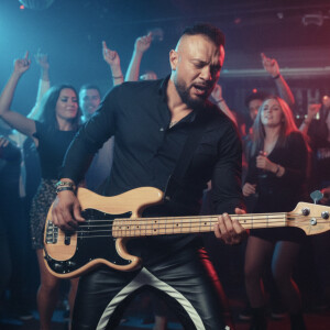 default playlist img