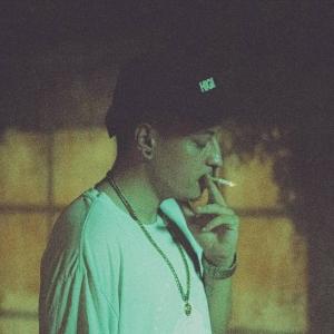 ดาวน์โหลดและฟังเพลง Abismo (Explicit) พร้อมเนื้อเพลงจาก Enoq