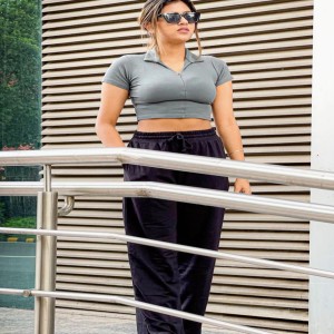 收听Ahmed Khan的Do Naina歌词歌曲