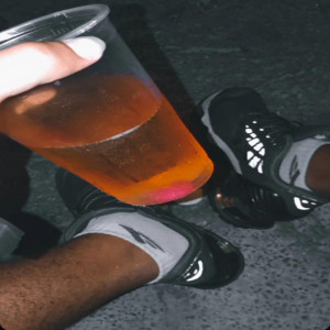 Listen to SUPREMACIA DO TOMA TOMA 002 (Explicit) song with lyrics from DJ LF