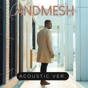 收聽Andmesh的Cinta Luar Biasa (Acoustic Version)歌詞歌曲